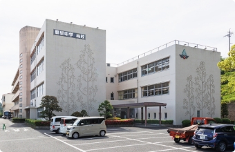 開星中学校・高等学校の外観